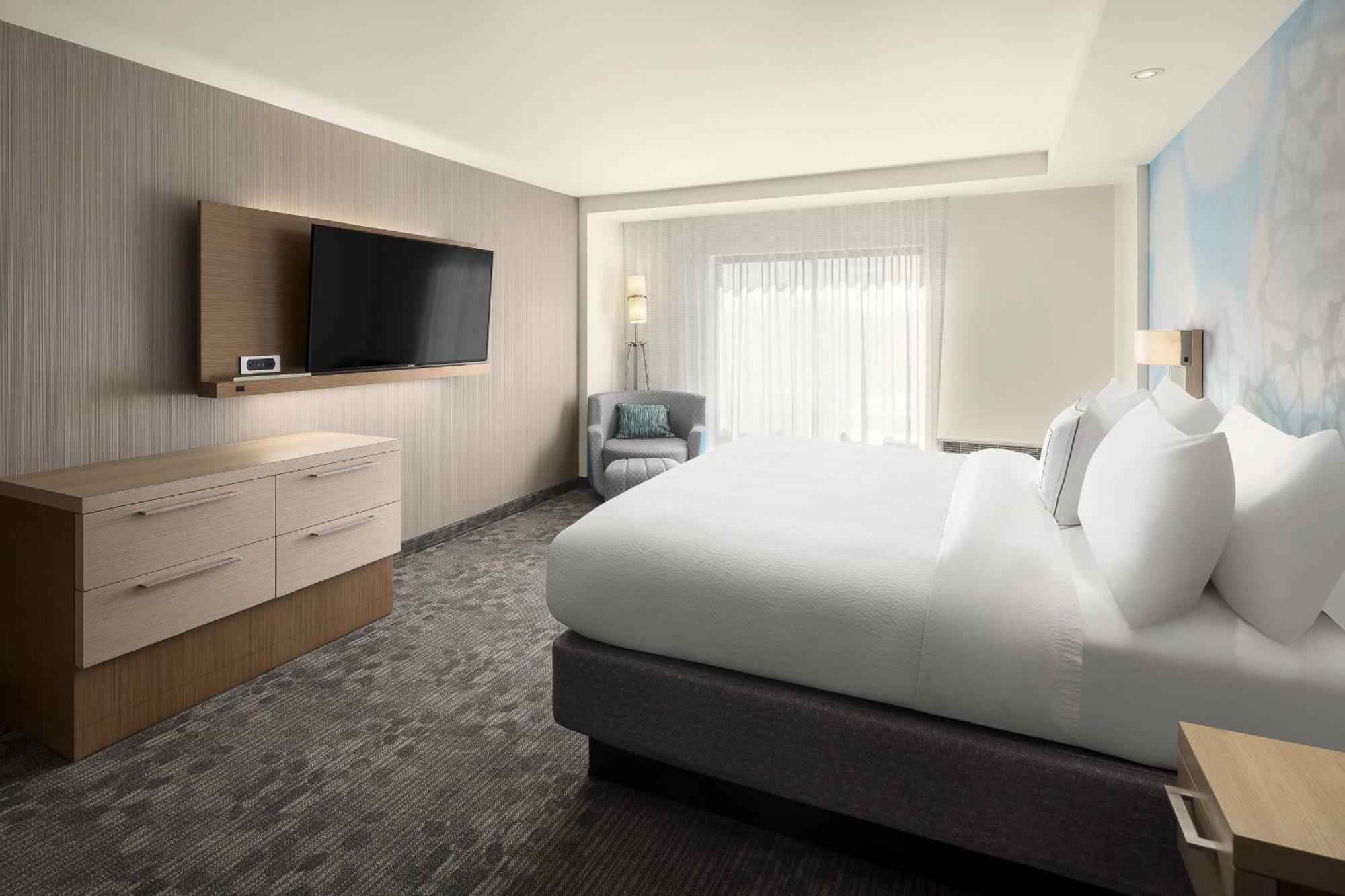 Courtyard By Marriott Seattle Northgate Hotel Buitenkant foto